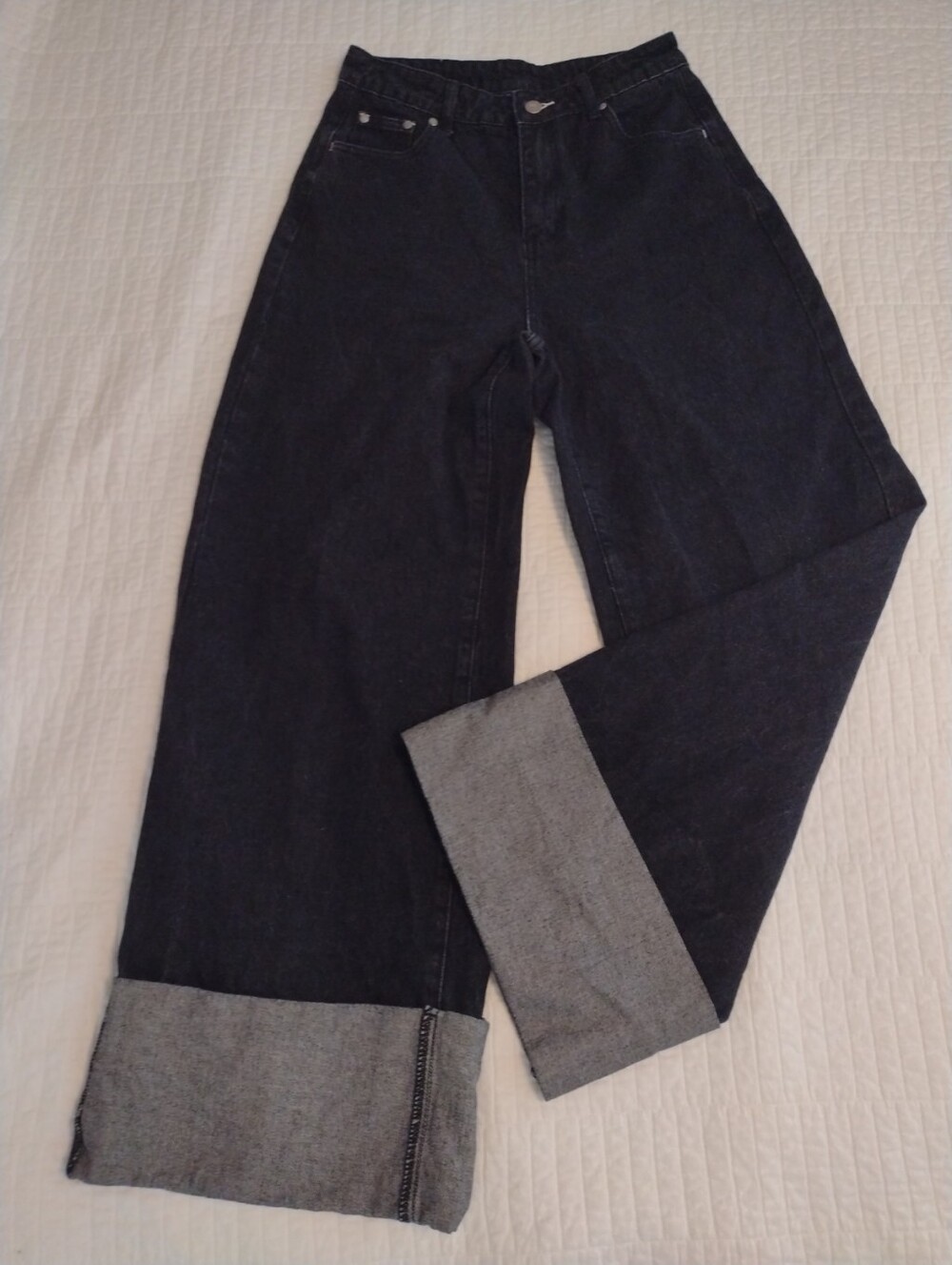 AiiRZ Size 29 Extra Wide Leg Jeans Cuffed Black Denim Skate Surf Grunge Hi Rise